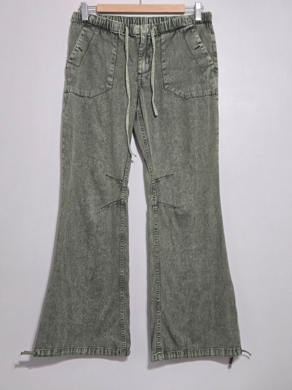 We The Free People Womens Jeans Olive Flare Boho Hippie Retro Indie Edgy XS